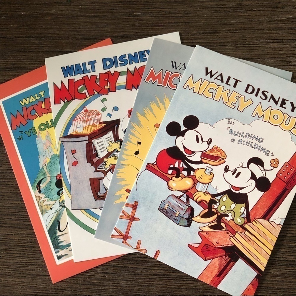 Disney Classic Movie Poster Postcards: Mickey Mouse and Minnie Mouse 4 pack